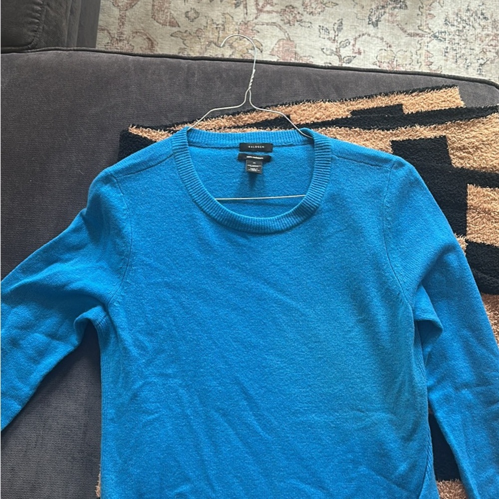 Halogen 100% Cashmere Blue Sweater